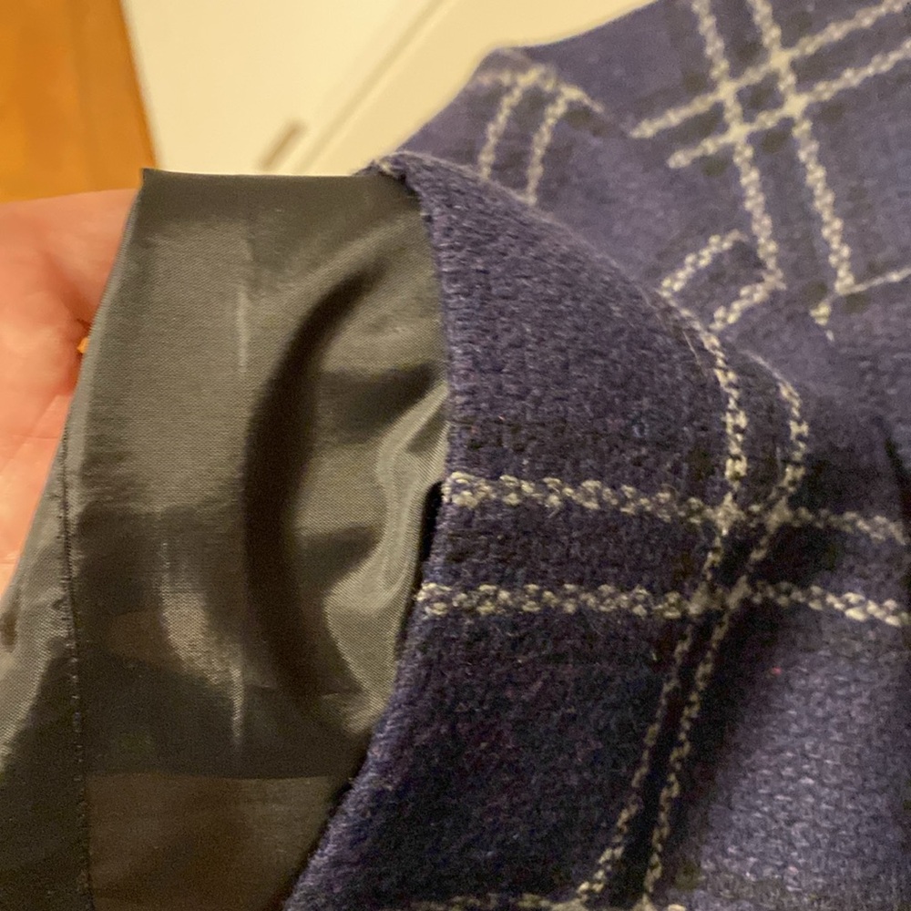 Loft Skirt - Picture 3 of 6